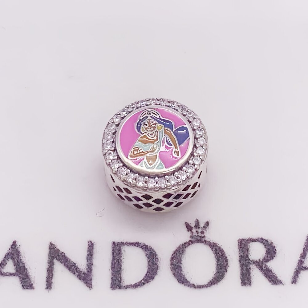 2025 Disney Parks run Disney Princess Weekend Pandora Charm Jasmine 10k